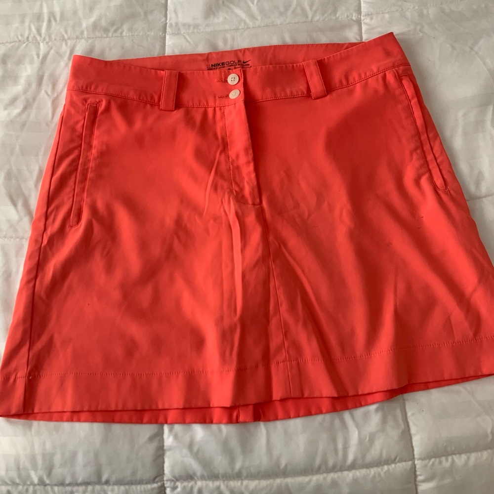 NIKE women's golf skort